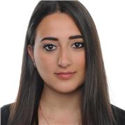 Etudiante de nationalité et de langue italienne, inscrite en troisième année de licence, je suis actuellement à la recherche d’un stage prévu par mon cursus